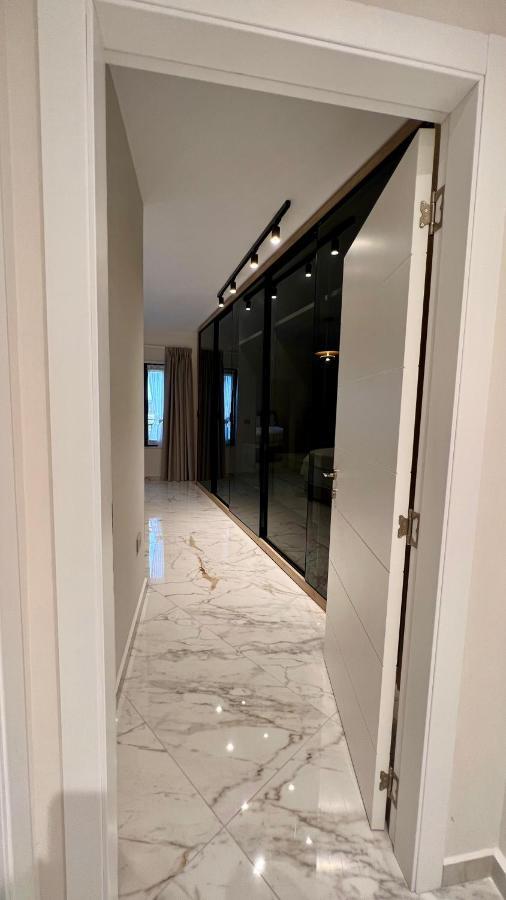 Zeus Tirana Suite Deluxe المظهر الخارجي الصورة