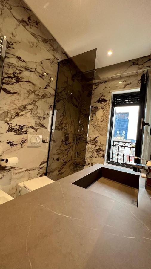 Zeus Tirana Suite Deluxe المظهر الخارجي الصورة